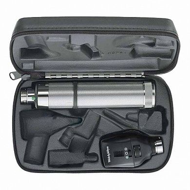 Офтальмоскоп Coaxial с принадлежностями: рукоятка на батарейках, кейс Welch Allyn, США