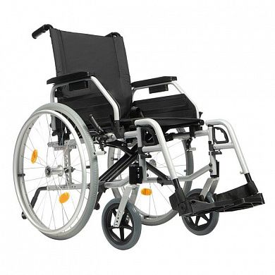 Инвалидная кресло-коляска механическая Ortonica Base Lite 350